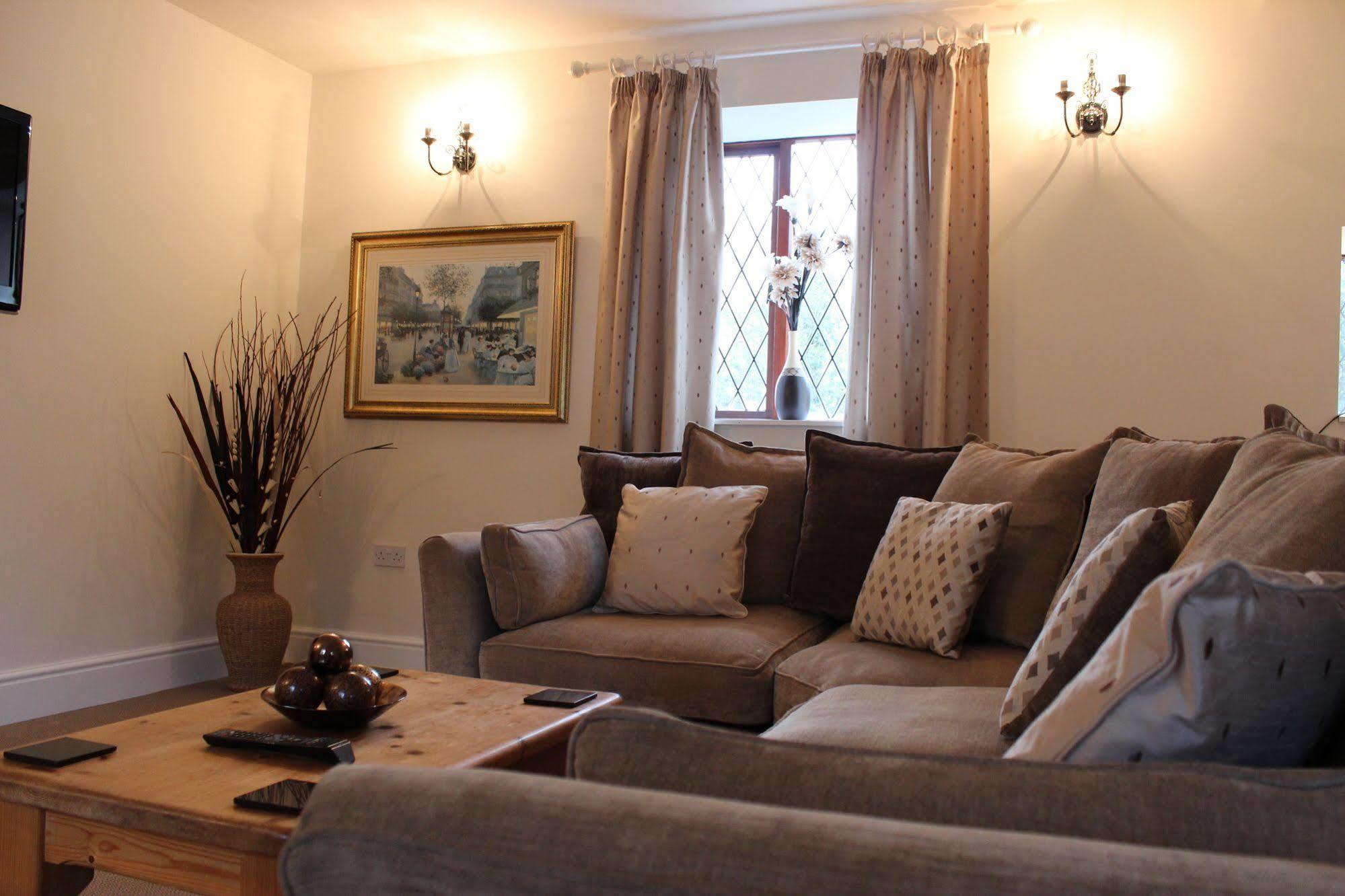 Bridge Farm Hotel Leeds  Exterior foto
